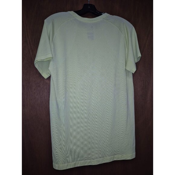 Men' Short Sleeve T-Shirt - All in Motion™ Small Damaged - Picture 7 of 8